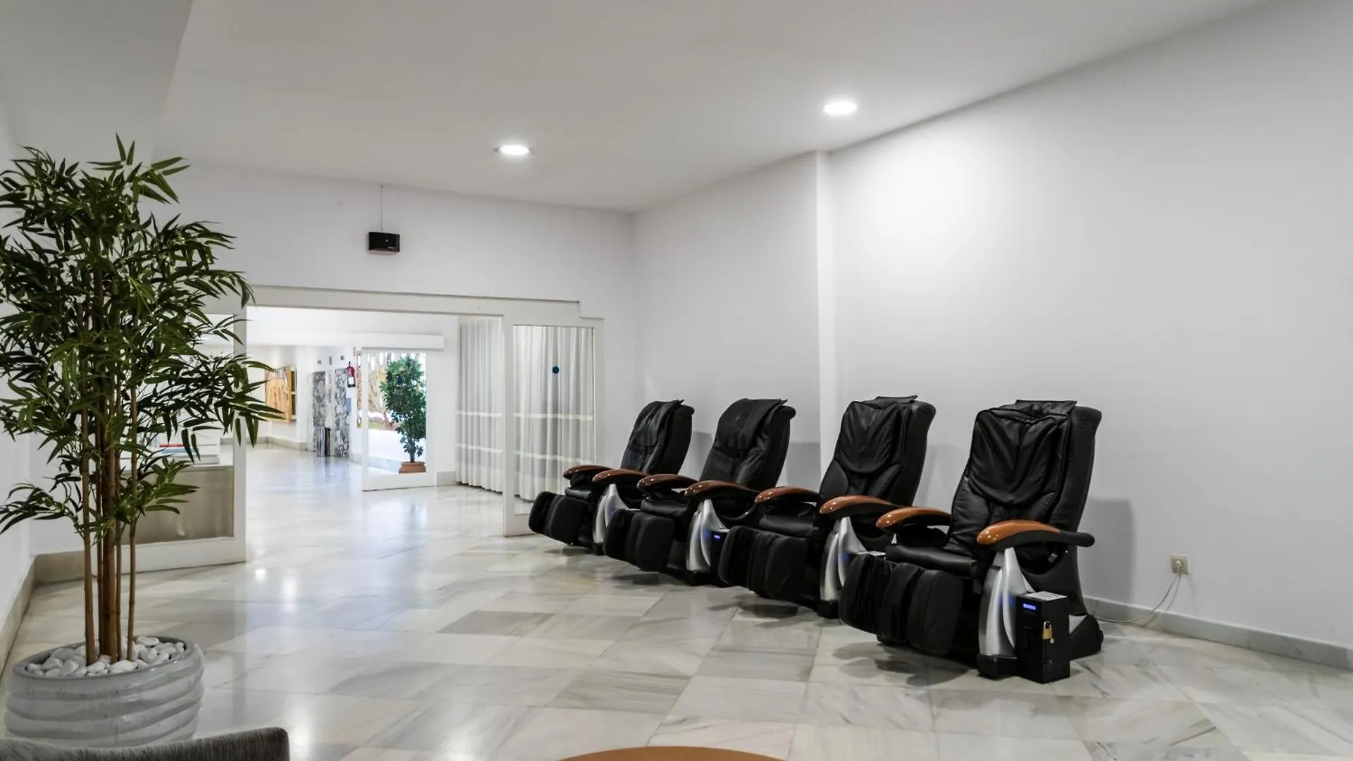 Sur Suites Palmeras 583 Fuengirola 0*,